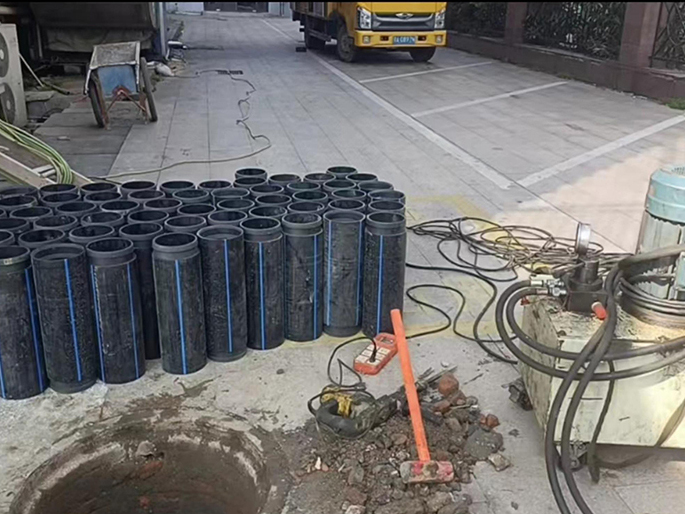 长泰PE置换管厂家 DN315置换管 非开挖管短管置换